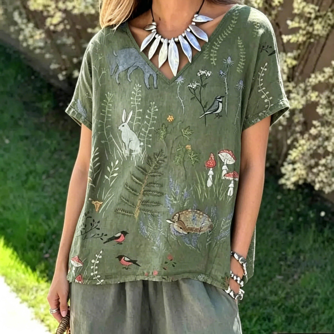 Artistieke blouse met vleermuisvleugels en bosdierenmotief              Write a Review